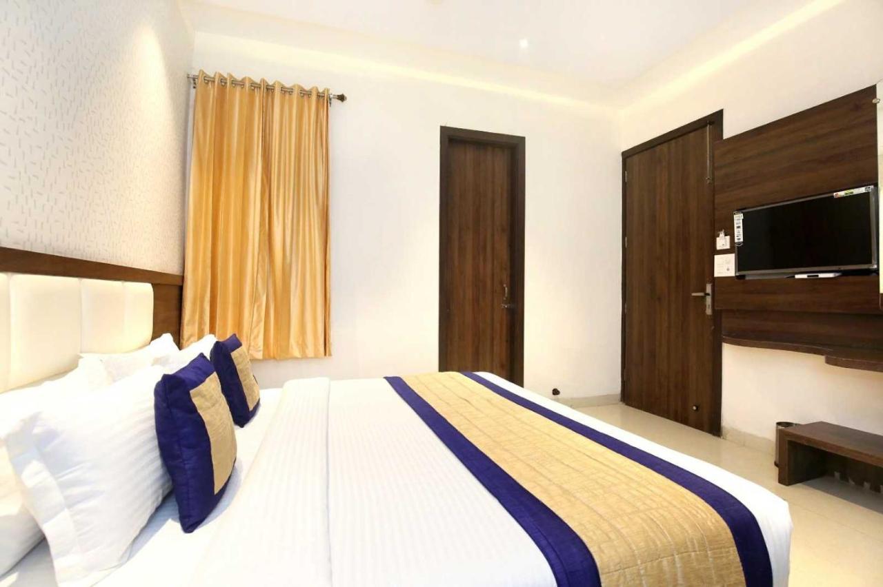 Hotel O Grand Star Amritsar Dış mekan fotoğraf