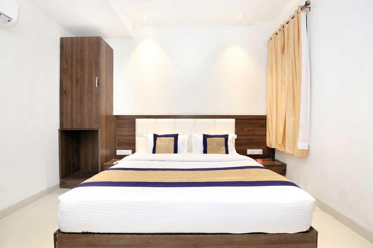 Hotel O Grand Star Amritsar Dış mekan fotoğraf