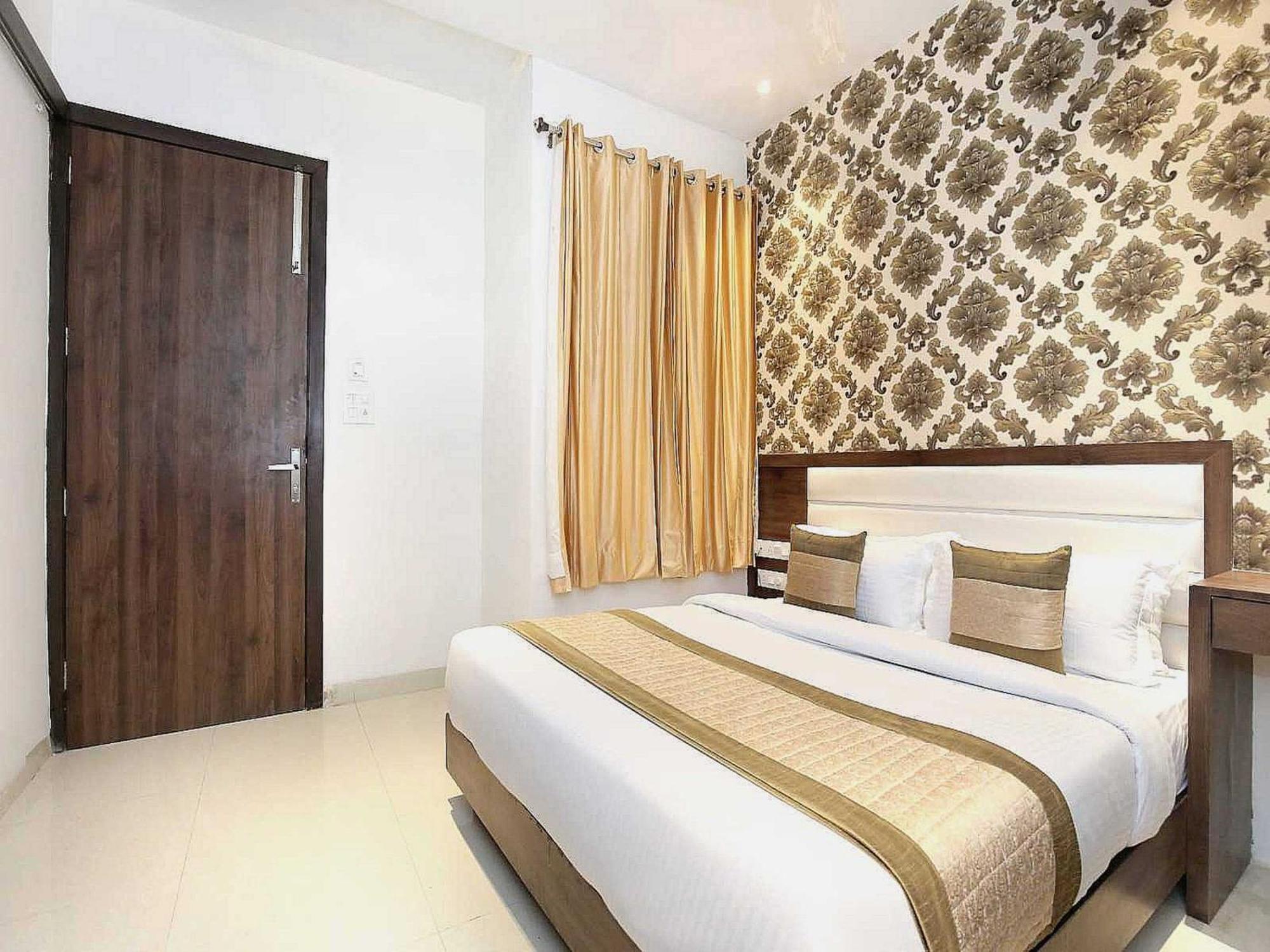 Hotel O Grand Star Amritsar Dış mekan fotoğraf